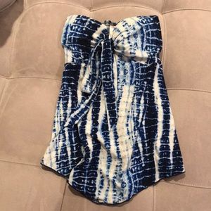 Blue tie dye strapless top
